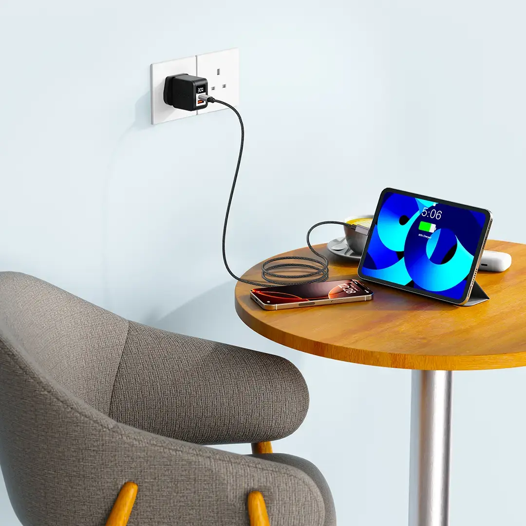 Quantum GaN Charger Digital Display - 3