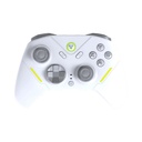 Fantech ZENITH PRO WGP18 Wireless Gamepad 1